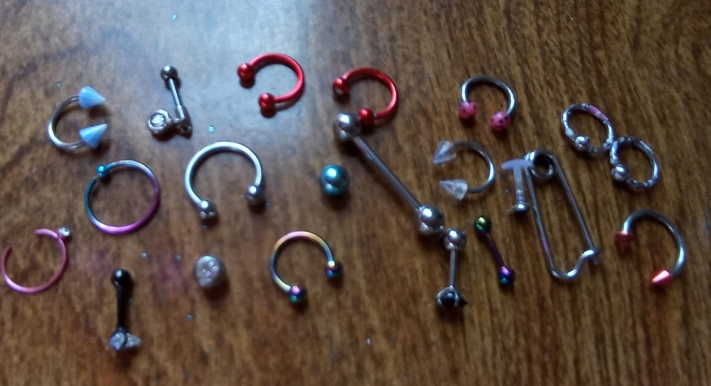 Lip/Labret/Eyebrow/Earring Piercing Lots